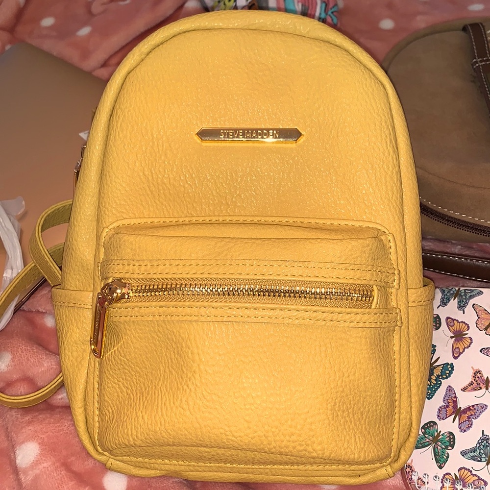 steve madden yellow mini backpack